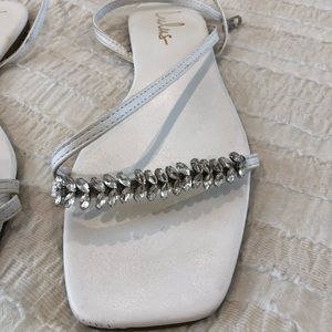 Lulu’s flat Satin white sandals